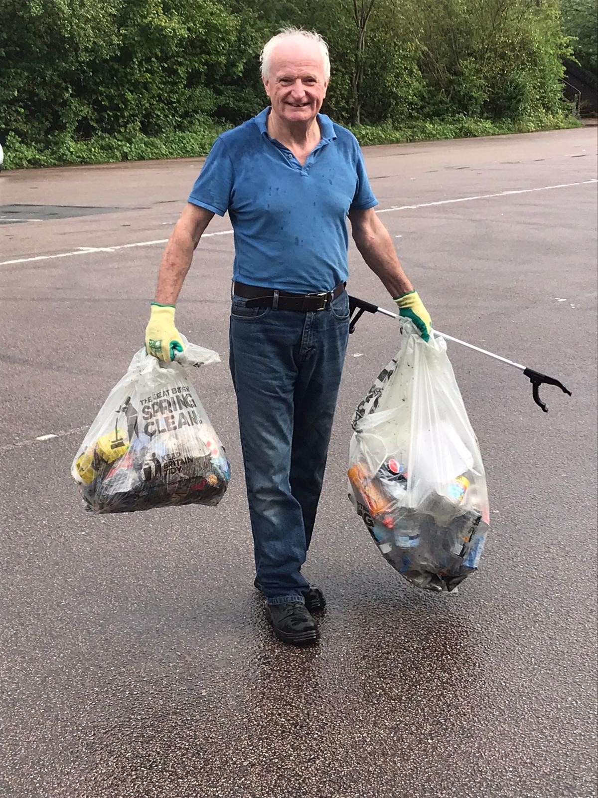 Councillor Holliday taking part in a litter pick